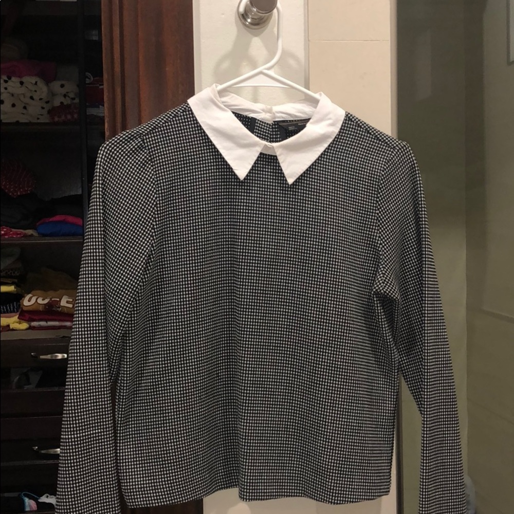 Sweater with Collar